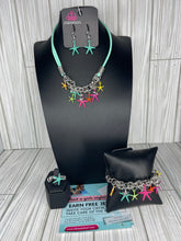 Load image into Gallery viewer, Sunset Sightings - Green