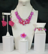 Load image into Gallery viewer, Glimpses of Malibu - Pink