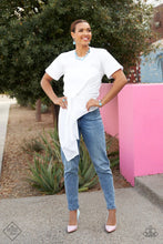 Load image into Gallery viewer, Glimpses of Malibu - Blue