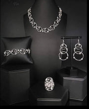Load image into Gallery viewer, Fiercely 5th Avenue - Silver Set
