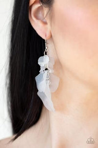 Fragile Florals White Earrings